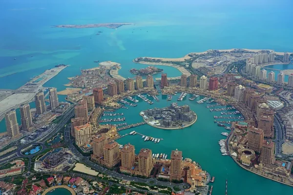 Đảo Mặt Trời và The Pearl Island ở Qatar